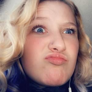 Meet your Posher, Zoe